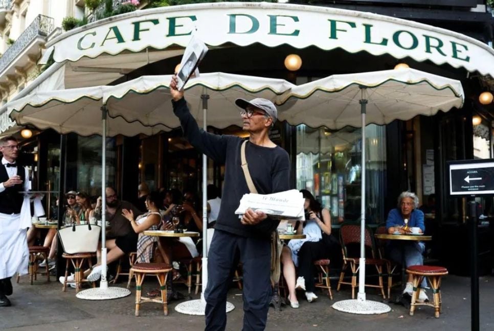 France's last newspaper hawker to receive national honour from President Macron