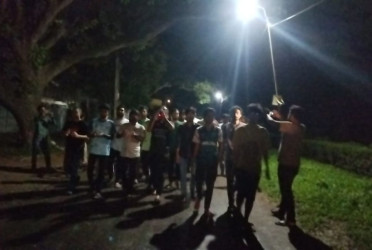Protest erupts at JU demanding ban on hall-based politics