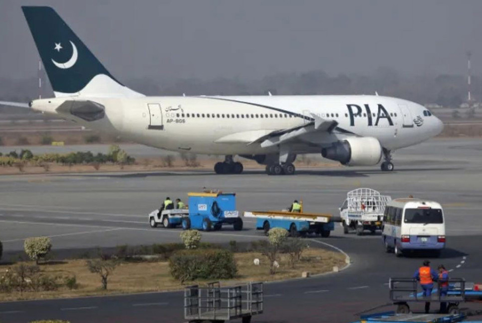 Pakistan faces over Rs4.1 billion loss after airspace closed to Indian aircraft