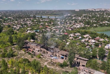 Panic in eastern Ukraine as Trump entertains idea of giving parts of it to Russia