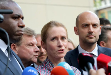 UK, France, Germany ready to reimpose sanctions on Iran over nuclear project