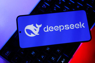 DeepSeek's launch of new AI model delayed by Huawei chip issues, FT reports