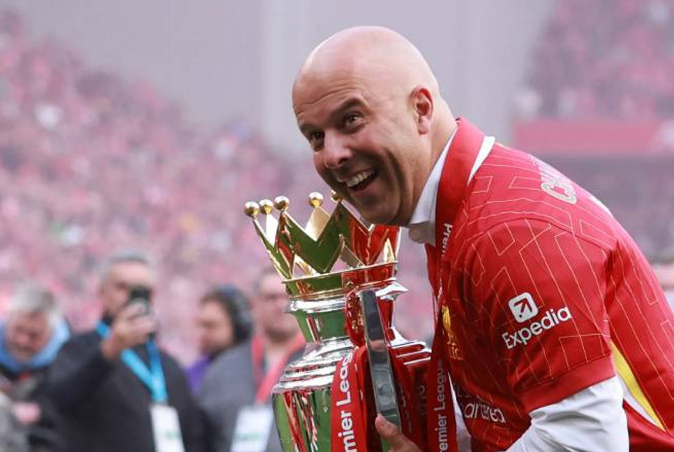 New-look Liverpool kick off Premier League