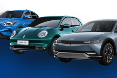 Pakistan introduces 1st AI-driven driving test car in Punjab