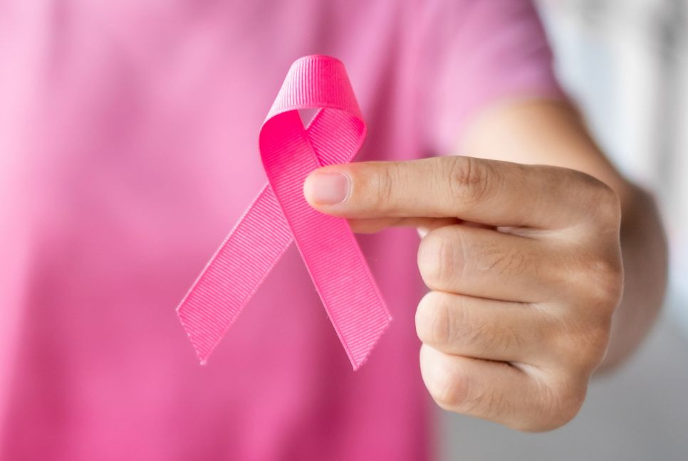 Breast cancer in 20s: Causes and symptoms