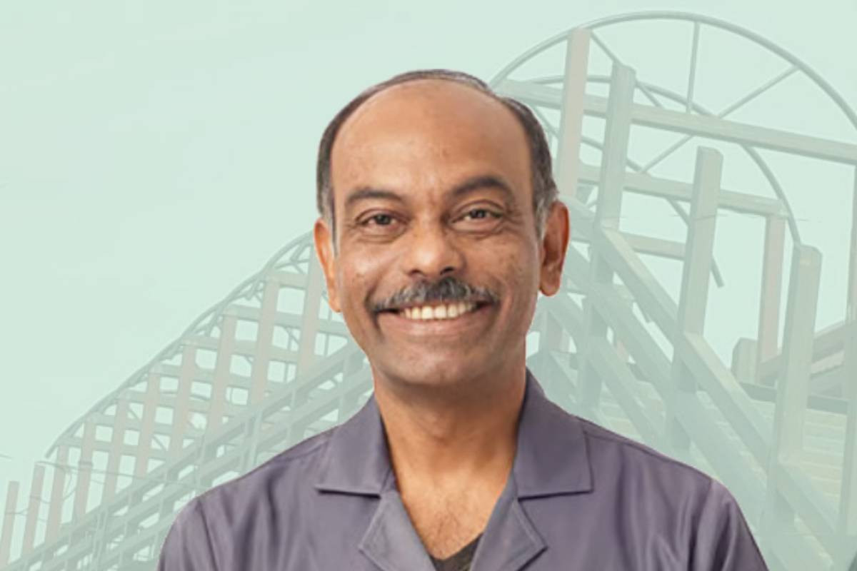 Actor Nasir earns 500 Tk by begging at Farmgate
