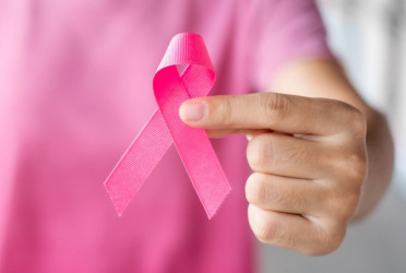 Breast cancer in 20s: Causes and symptoms