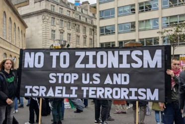 Thousands gather in London for anti-Trump demonstration