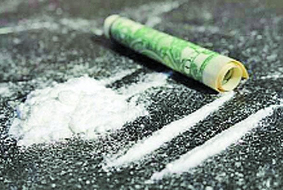 Transit of cocaine smuggling: Enter in one route, goes through three