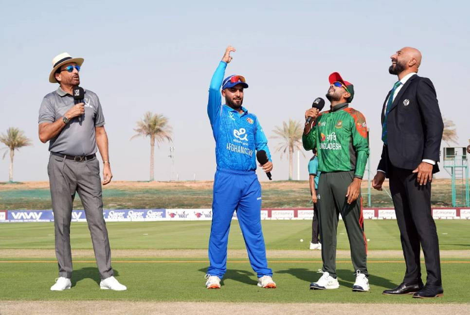 Bangladesh bat first as Saif makes his ODI debut