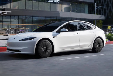 Tesla debuts 'affordable' Model Y and 3