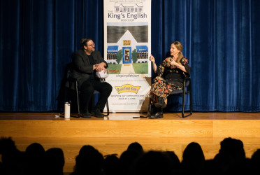 Leigh Bardugo and Brandon Sanderson talk fantasy heists, discomfort in writing and share advice