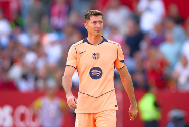 Barca's Lewandowski set to miss Clasico with hamstring injury