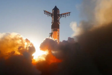SpaceX completes 11th Starship test flight