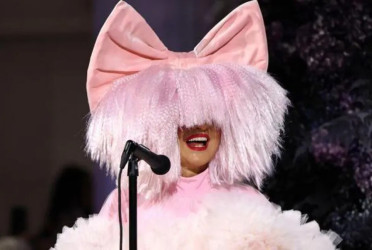 Ex demands monthly spousal support from Sia