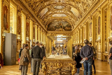 Jewels stolen from Louvre museum in Paris valued at $102m: Prosecutor