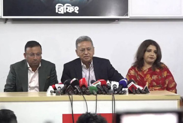 Referendum must be held on nat'l election day: Amir Khasru