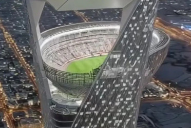 Saudi Arabia's 'sky stadium', a football pitch 350 metres above the desert?