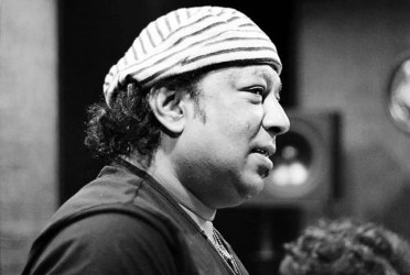 ‘Ghor chara ek sukhi chele’ in US to honor Ayub Bachchu