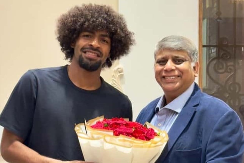 Hamza arrives in Dhaka to join Bangladesh team ahead of India clash