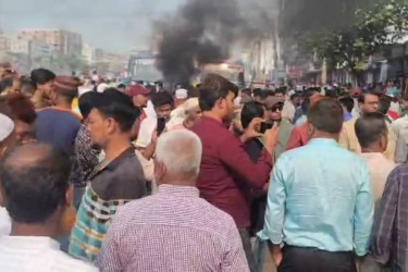BNP, Jamaat men block Dhaka-Mymensingh highway over Gazipur-6 seat cancellation
