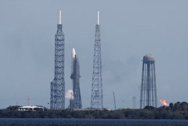 Blue Origin to renew Mars satellite launch bid as geomagnetic storm fades