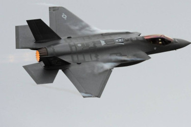 Trump says he’s considering F-35 fighter jet deal with Saudi Arabia