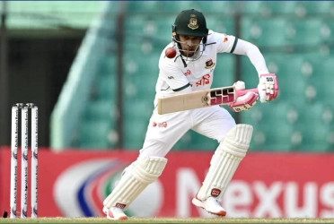 Mushfiqur marks 100th Test with a ton