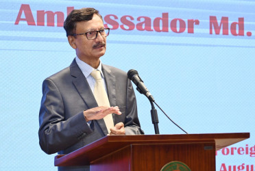 Bangladesh to pick 'right course' amid global realignments: Touhid