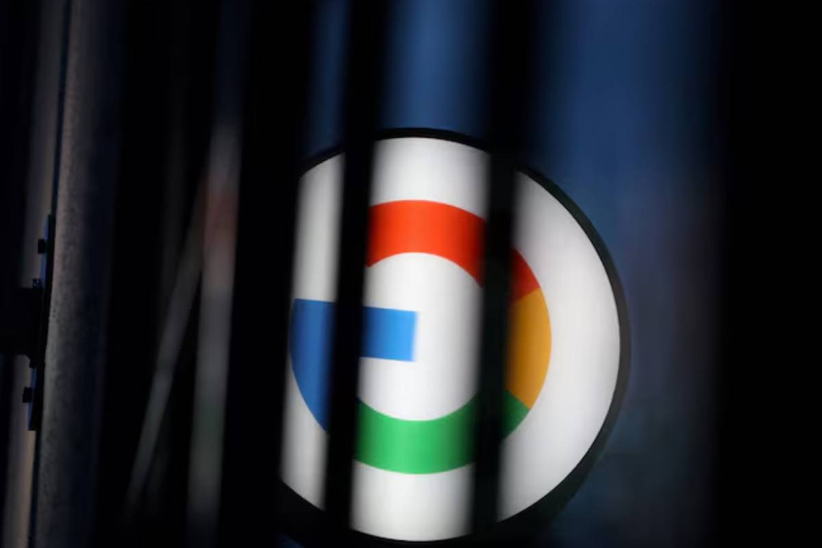 Singapore orders Apple, Google to block govt agency spoofing on messaging apps