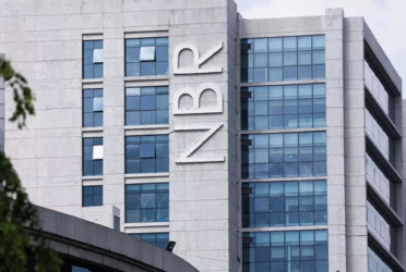 Govt raises NBR’s revenue collection target by Tk55,000 crore