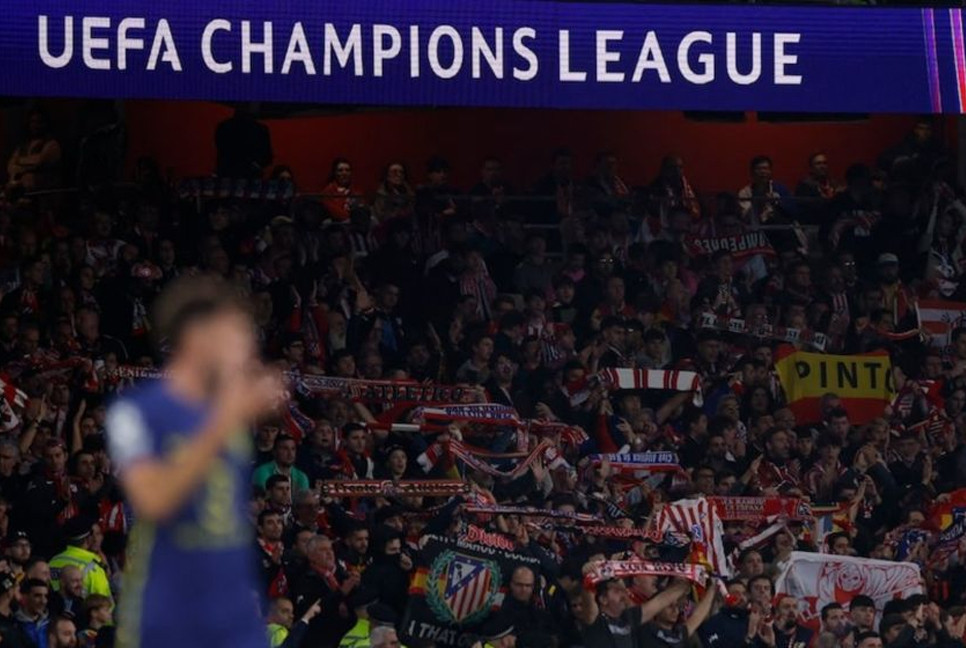 Atletico fined for 'racist' behaviour of fans during Arsenal game