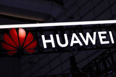 Huawei, ZTE secure 5G deals in Vietnam after US tariffs as ties with China improve