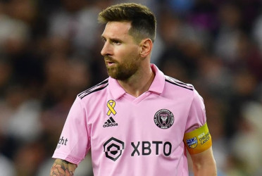 Messi eyes first MLS crown as Miami face Mueller-led Vancouver