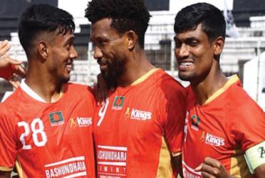 Kings crush Brothers Union 5–1 to strengthen lead at the top
