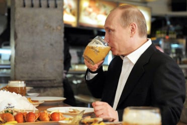 Putin’s meals a high-security routine of simple disciplined eating