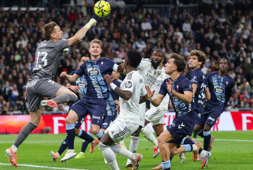 Real Madrid faces first home defeat of the season with nine men