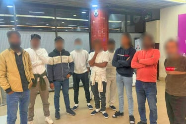 US deports 31 Bangladeshis in handcuffs and shackles