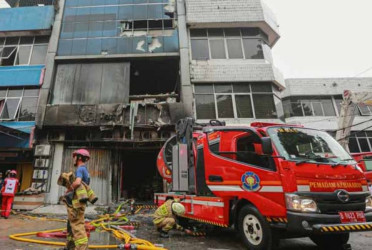 Building fire kills 20 in Indonesia's capital