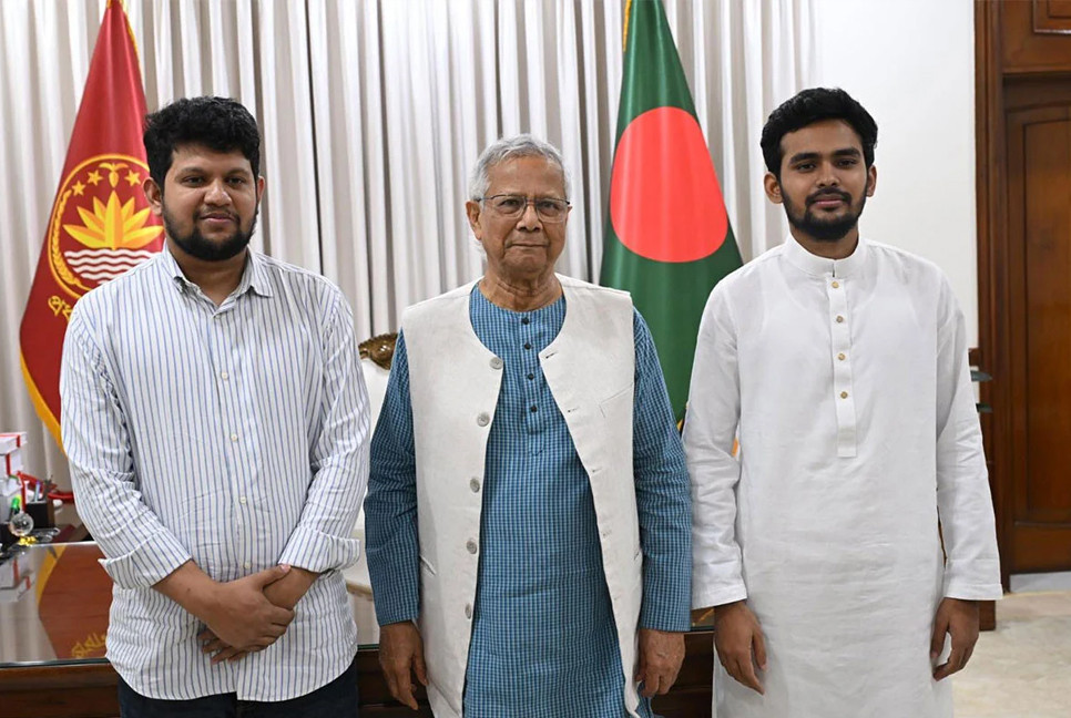 Advisors Asif and Mahfuz submit resignation letters