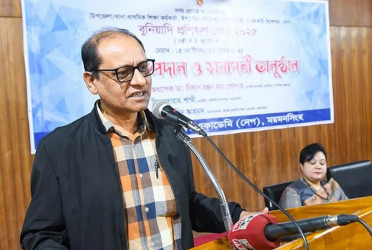 Students to get new textbooks on first day of New Year: Bidhan