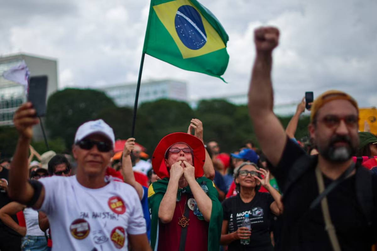 Brazilians protest effort to lessen punishment for Bolsonaro, allies