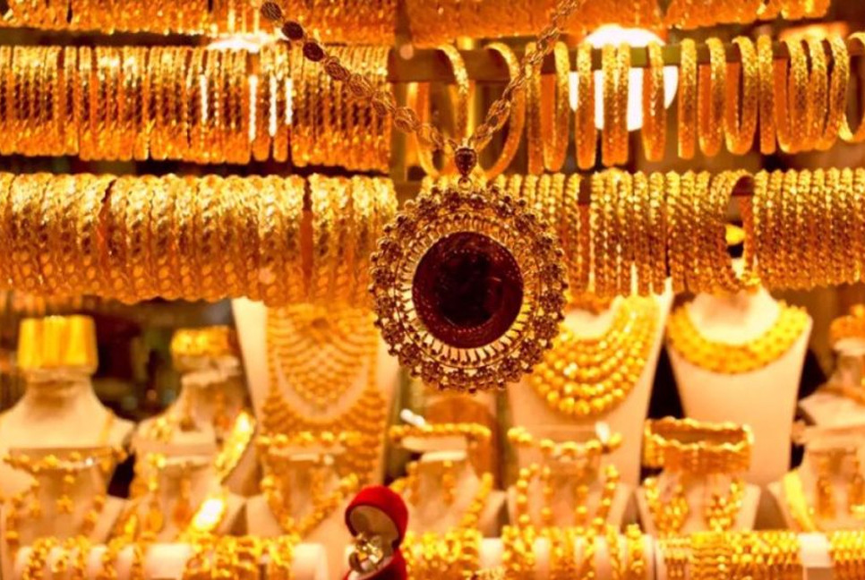 Gold keeps breaking records, hits Tk2.22 lakh per bhori