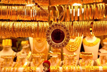 Gold keeps breaking records, hits Tk2.22 lakh per bhori