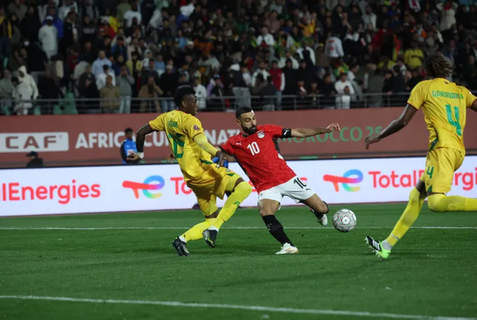 Salah scores goal as Egypt rally to win against Zimbabwe