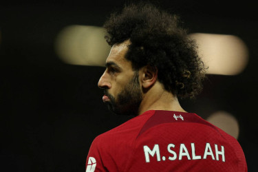 Salah penalty secures 10-man Egypt a 1-0 win over South Africa