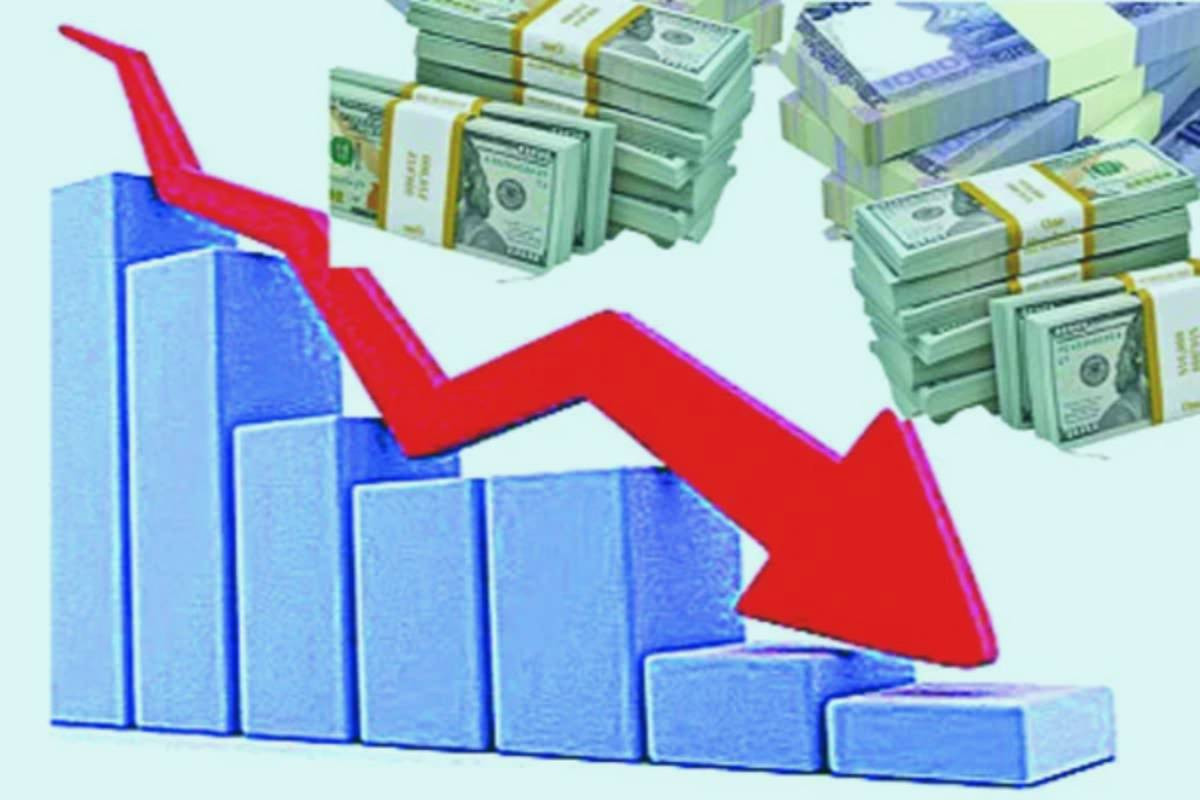 Inflation, unemployment, defaults push economy into deep crisis