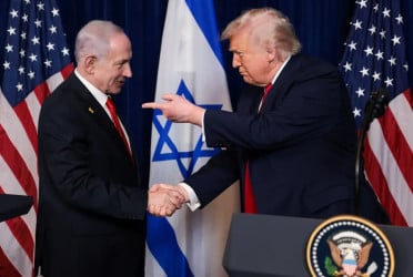 Trump threatens Hamas, warns Iran of more strikes after Netanyahu talks