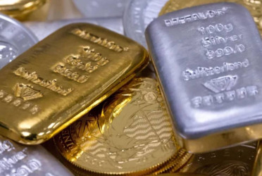 Rollercoaster finish for gold, silver caps historic year
