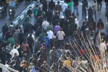 Iran’s Paramilitary security member killed during protest in western city